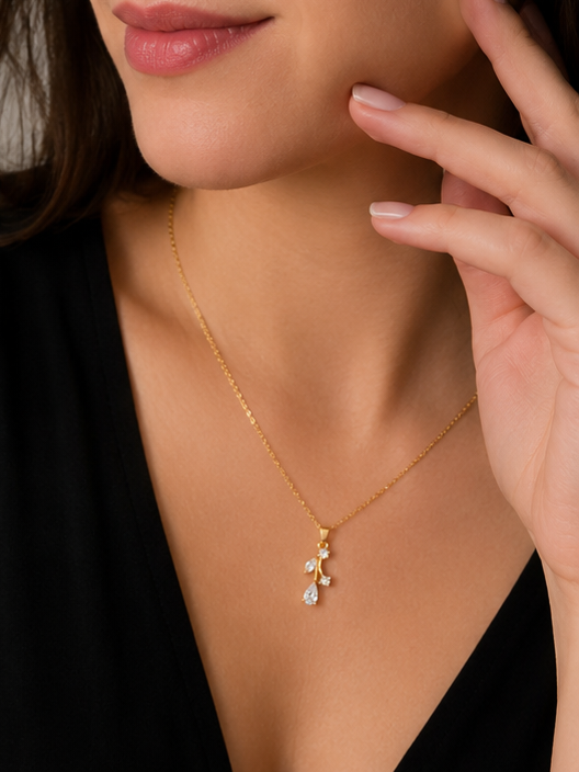 Elegant Gold-Plated Crystal Drop Pendant Necklace for Women | Korean Style Minimal Chain Necklace